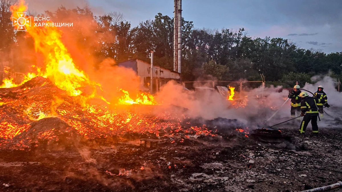 Фото для новини:На Харківщині РФ атакувала підприємство повторно