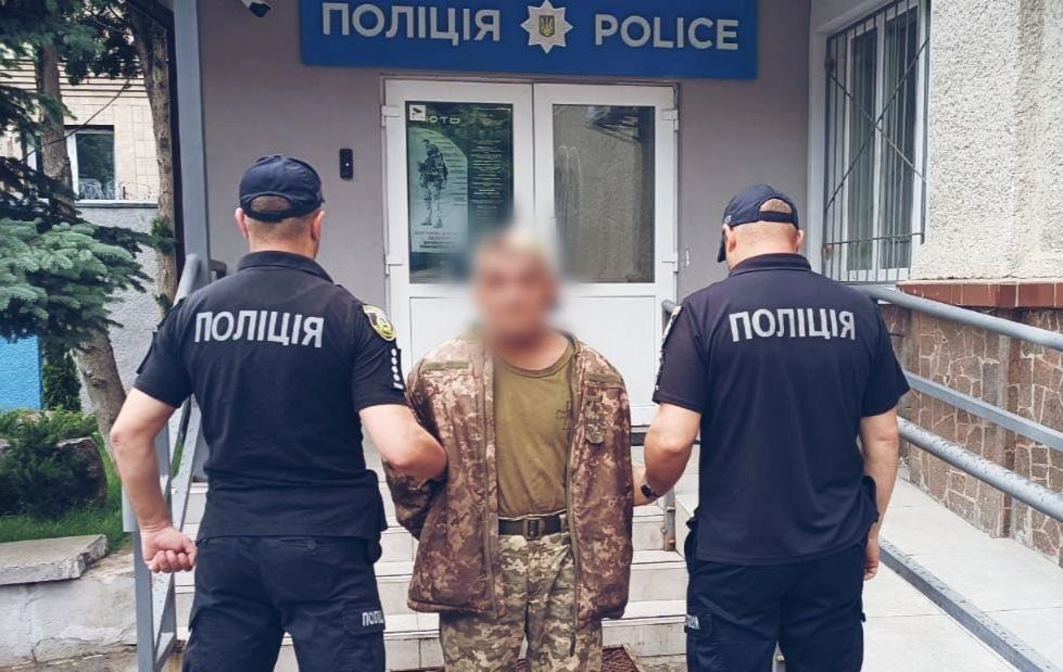 Фото для новини:На Київщині військовий з ревнощів вбив жінку і побратима