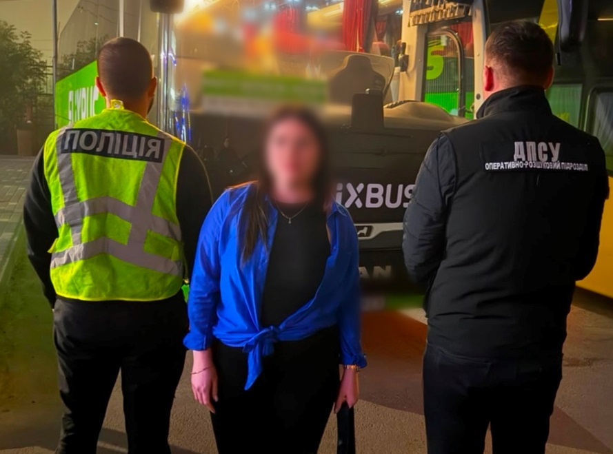 Фото для новини:На Київщині затримали жінку, яка вербувала дівчат для секс-послуг