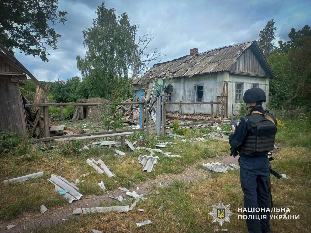 Фото для новини:На Сумщині Росія понівечила будинки, є постраждалі