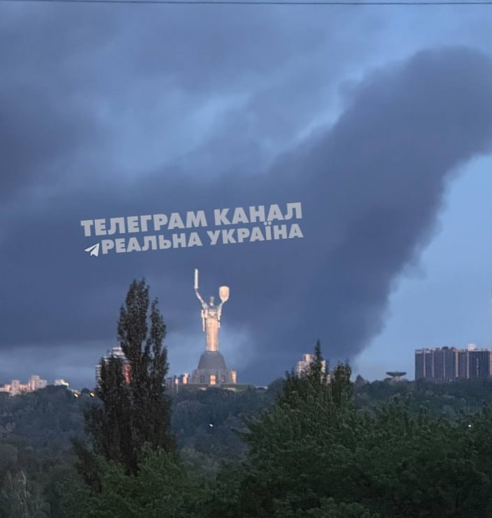Фото для новини:Нічна атака РФ на Київ: є загиблий, 29 поранених