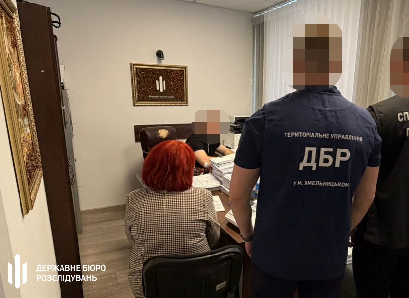 Фото для новини:Посадовців Гайсинського ТЦК викрили на "паперовій мобілізації"