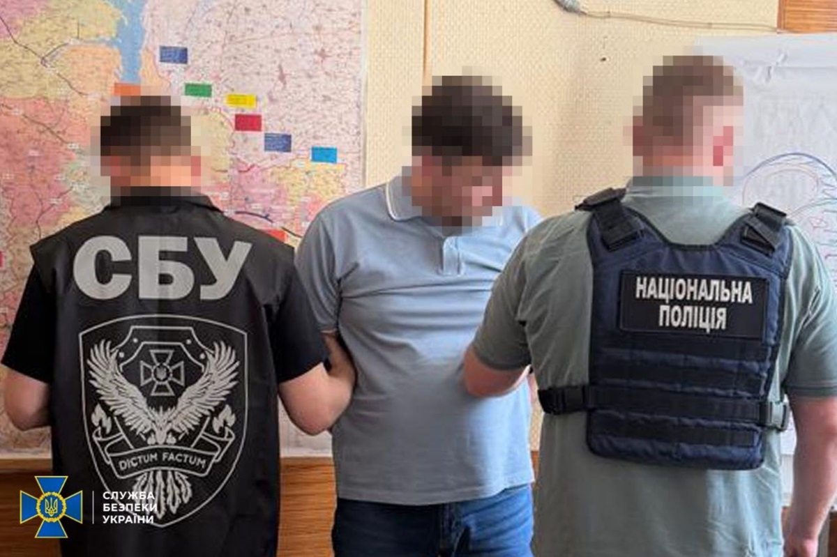 Фото для новини:Правоохоронці на гарячому спіймали корупціонерів з автодору Київщини