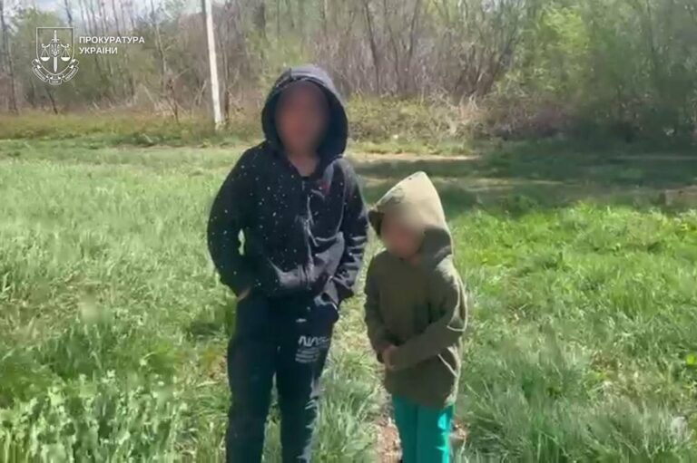 Фото для новини:Продала дітей для жебракування: жінку ув'язнили на вісім років
