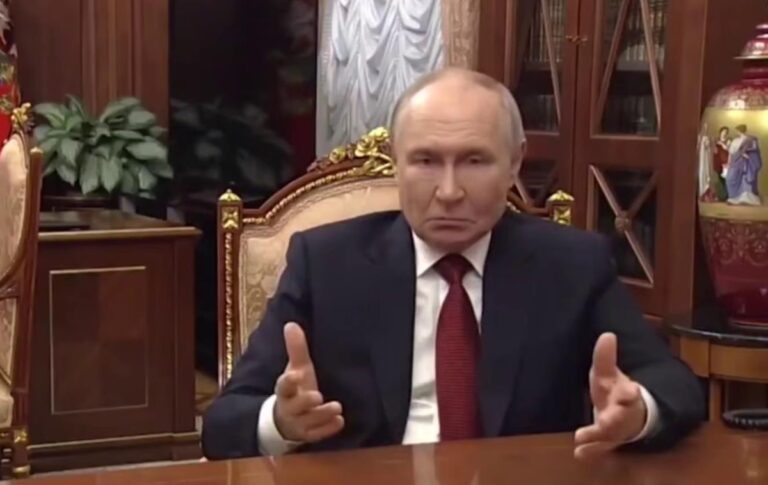 Фото для новини:Путін очікує приїзду американських перемовників
