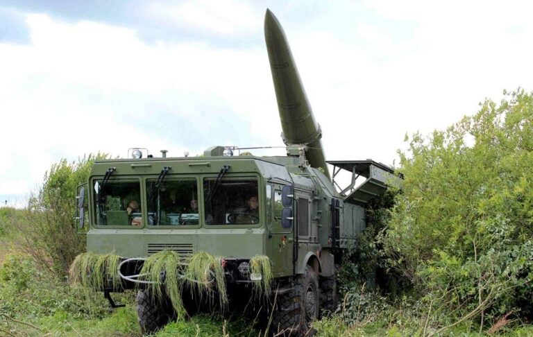 Фото для новини:Ракетний удар по Дніпру: стало відомо про жертви