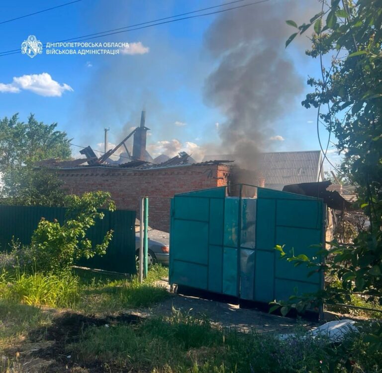 Фото для новини:РФ 40 разів атакувала Дніпропетровщину, є поранені