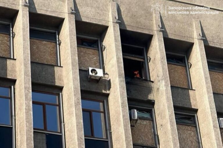 Фото для новини:Росія поцілила по Запорізькій ОВА: виникла пожежа