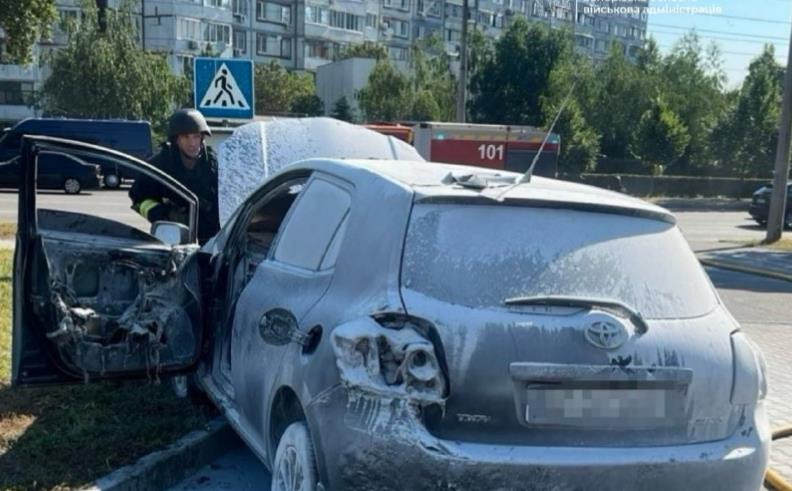 Фото для новини:Росіяни обстріляли АЗС у Запоріжжі