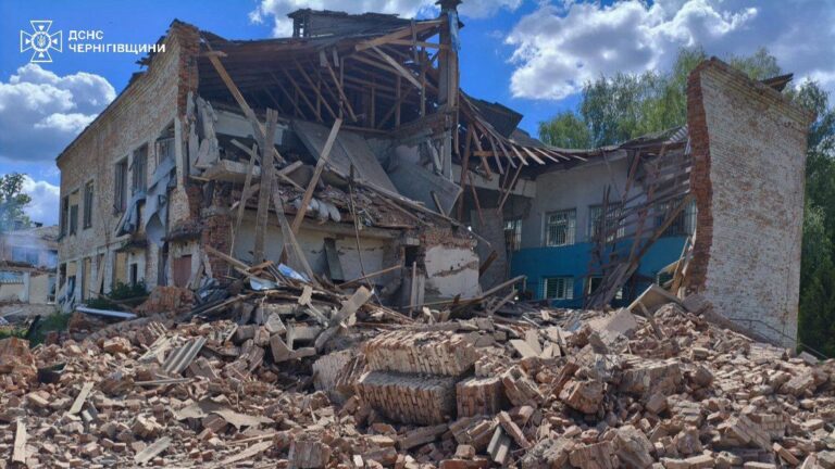 Фото для новини:Росіяни обстріляли Чернігівщину, є поранені
