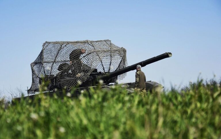 Фото для новини:Росіяни змінили основний напрямок атак - Генштаб