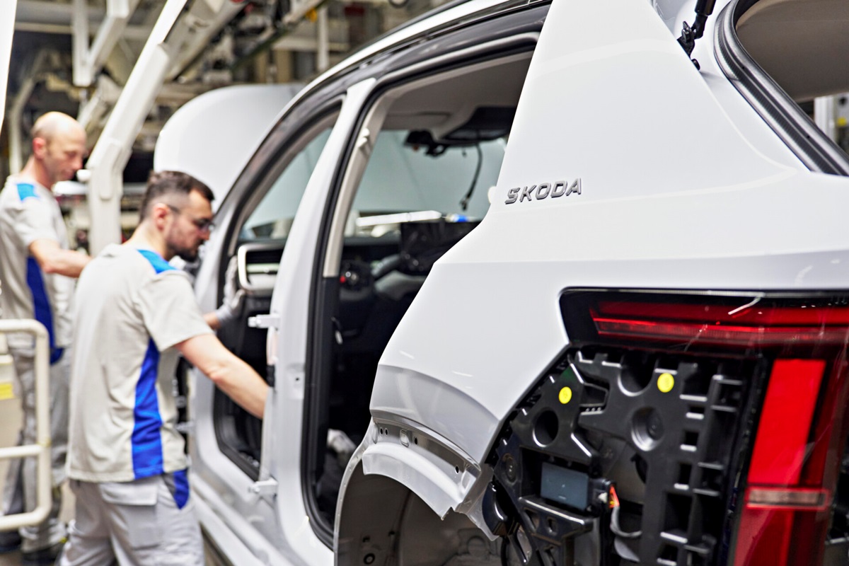 Фото для новини:Skoda розпочала серійне виробництво доступного електрокросовера Epiq