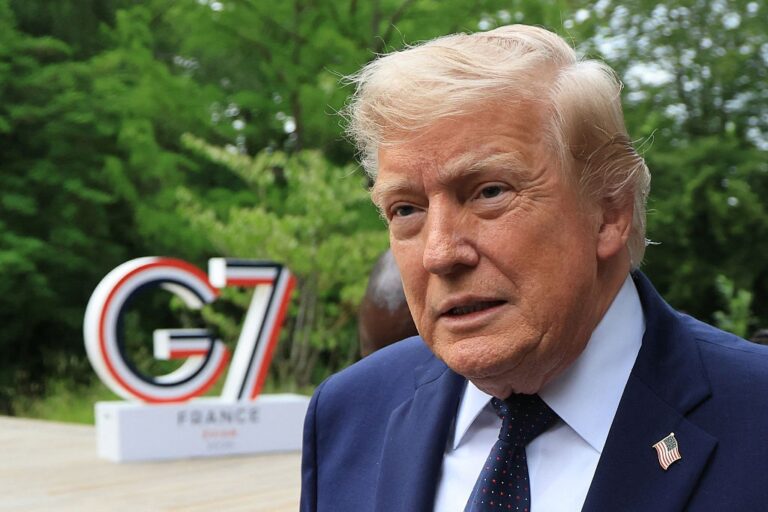 Фото для новини:Трамп передумав. Нові ідеї для України і Росії.