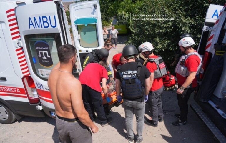 Фото для новини:Удар по Запоріжжю: число поранених різко зросло