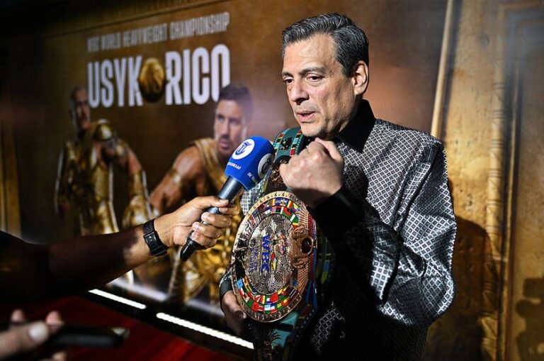 Фото для новини:WBC визначила наступного суперника Усика для захисту титулу