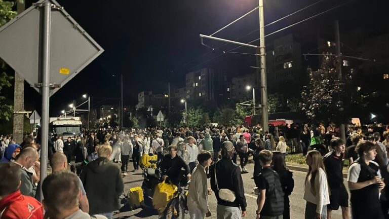 Фото для новини:200 львів'ян проти групи ТЦК: деталі скандалу