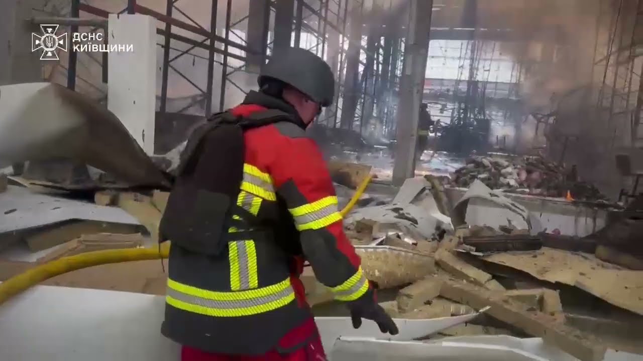 Фото для новини:Київщина: через російську атаку постраждали двоє людей