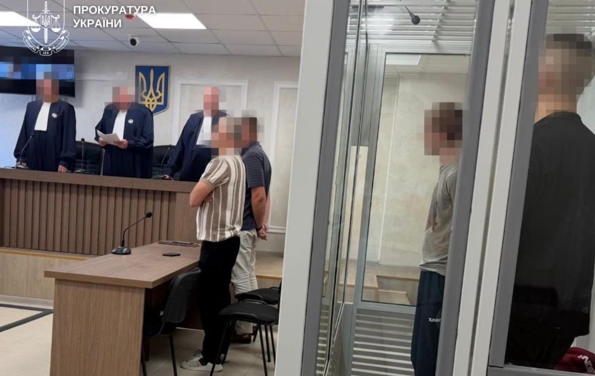 Фото для новини:Агенти ФСБ отримали вироки за вибух біля ТЦК у Кам&rsquo;янці-Подільському