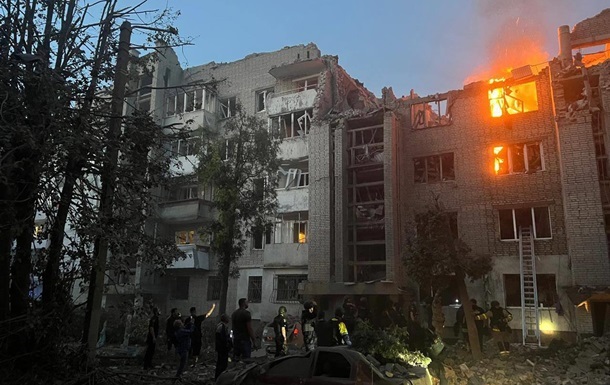 Фото для новини:Атака на Львів: кількість постраждалих зросла до 15 людей
