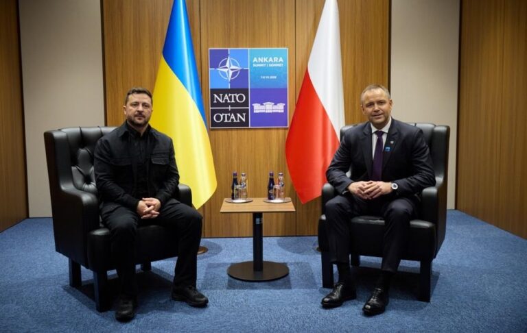 Фото для новини:Довга розмова: Зеленський зустрівся з Навроцьким