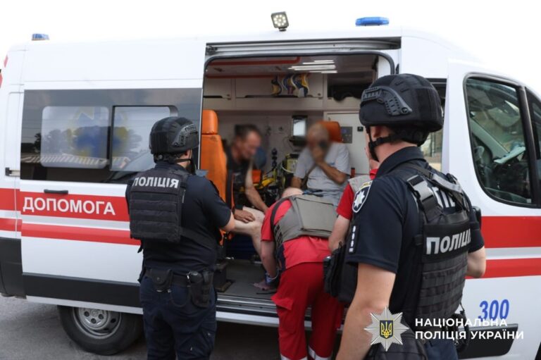 Фото для новини:Кількість постраждалих у Запоріжжі зросла до 17