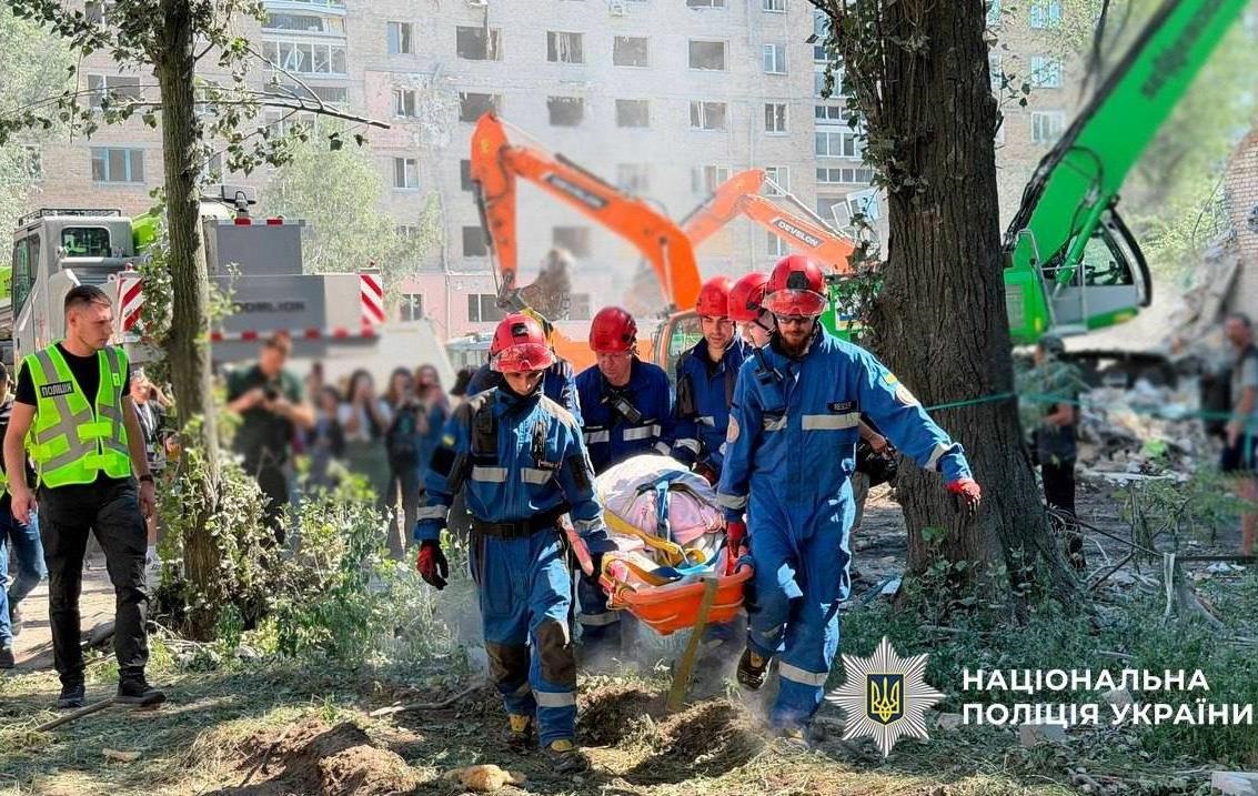 Фото для новини:Кількість постраждалих в Києві зросла до 100 осіб