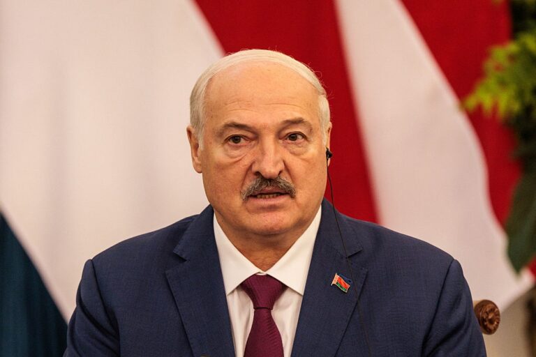 Фото для новини:Лукашенко оцінив перспективу відносин зі США