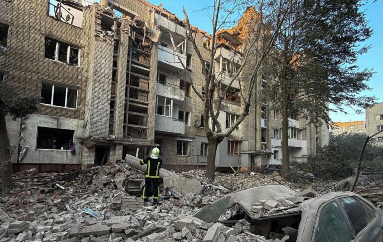 Фото для новини:Нічна атака РФ: Зеленський звернувся до партнерів
