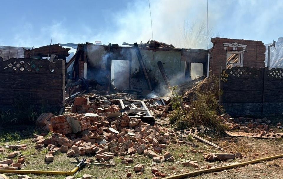 Фото для новини:Під Харковом п'ятеро поліцейських потраждали через атаку дрона