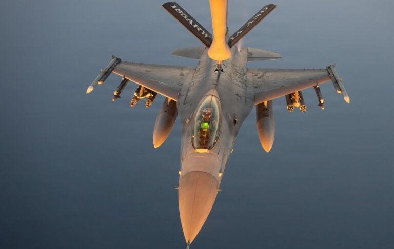 Фото для новини:США заявили про нову хвилю ударів по Ірану