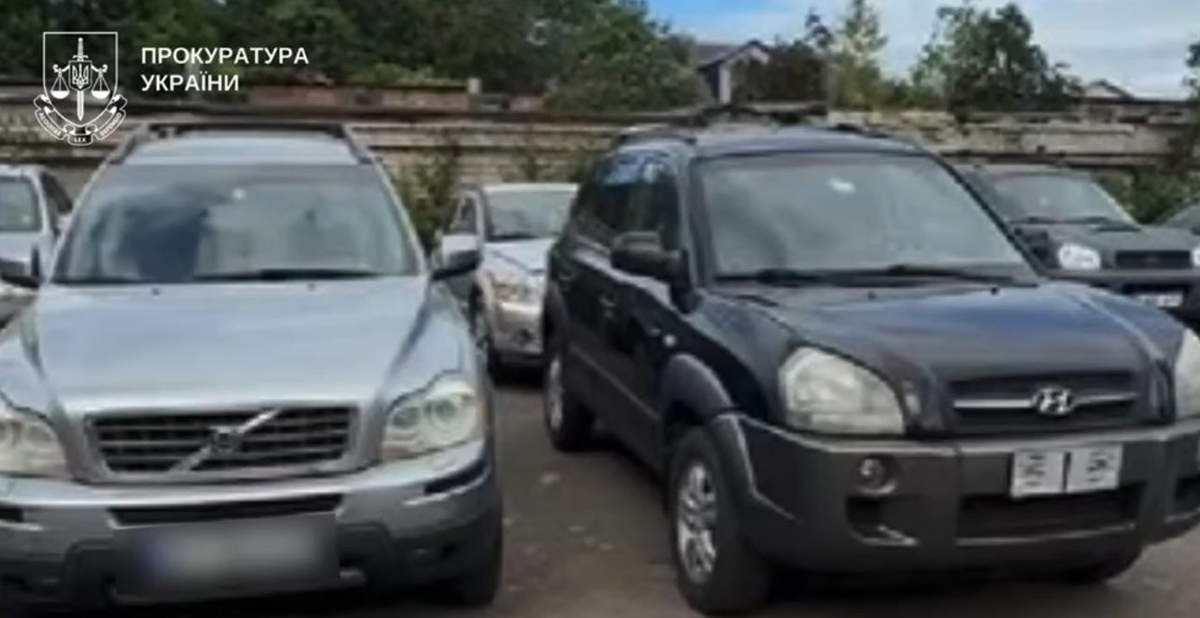 Фото для новини:У Києві викрили схему ввезення 3000 "авто для ЗСУ"