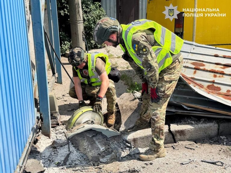Фото для новини:У Києві знешкодили бойову частину ракети С-400