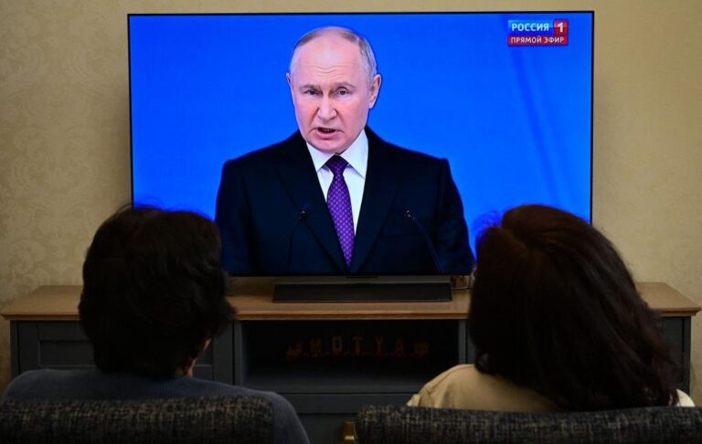 Фото для новини:У Путіна рекордне падіння рейтингу за вісім років