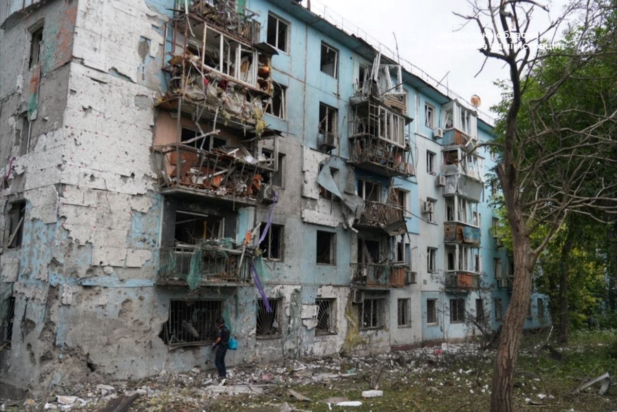 Фото для новини:Удар КАБами по Запоріжж: кількість поранеих зросла