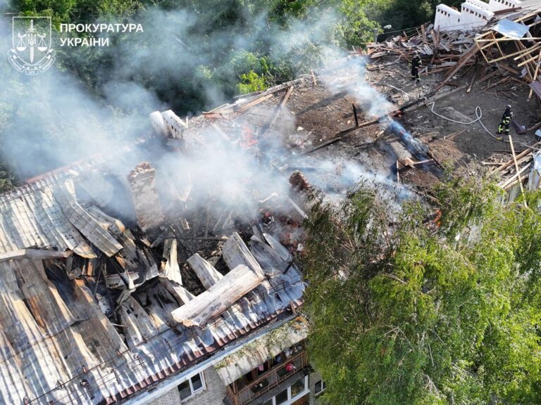Фото для новини:Удар по Харкову: кількість постраждалих зросла
