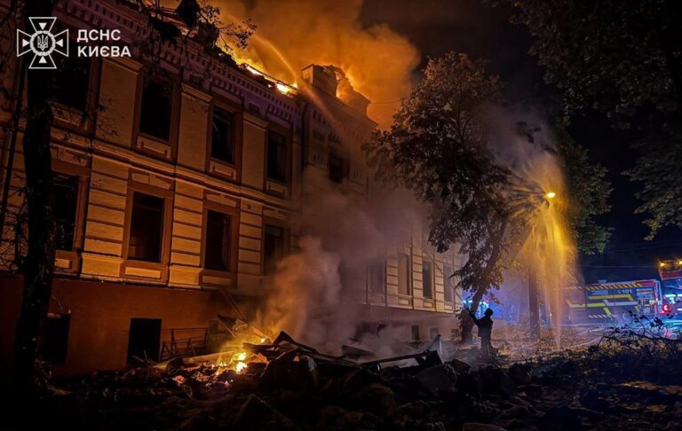 Фото для новини:Удар по Києву: число постраждалих зросло