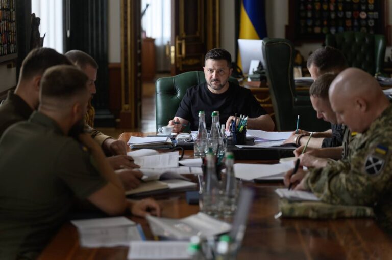 Фото для новини:Україна оновила перелік цілей для ударів по РФ
