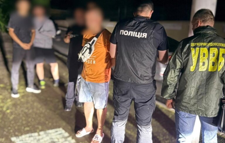 Фото для новини:В Одеській області ухилянти тікали за кордон під виглядом моряків