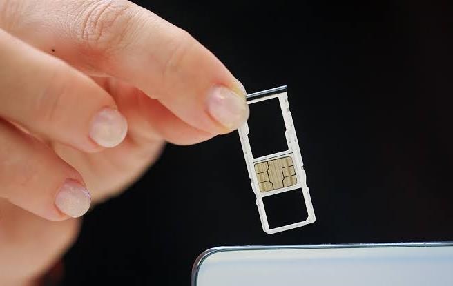 Фото для новини:В Росії обмежили роботу іноземних SIM-карток для "захисту від дронів"