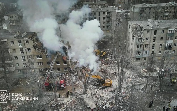 Фото для новини:В Україні з’являться бригади ліквідаторів наслідків обстрілів