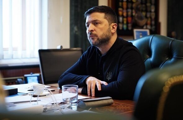 Фото для новини:Зеленський розкрив деталі діалогу з посланцями США