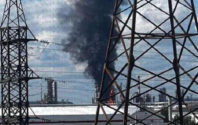 Фото для новини:Зеленський заявив про удар по НПЗ у Пермі