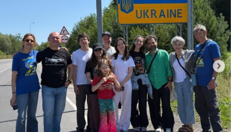 Фото для новини:Зірка Ілюзії обману приїхав допомагати українським дітям