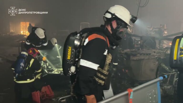 Фото для новини:У Кривому Розі кількість загиблих через атаку росіян зросла до 15, поранені 130 людей