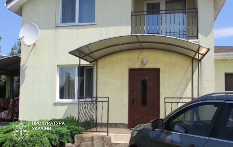 Фото для новини:Дім за 3,8 млн і хабар від арештанта: справа посадовця Київського СІЗО