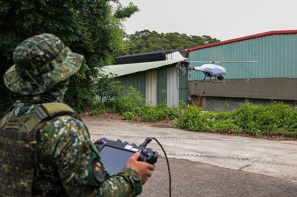 Фото для новини:Опозиція Тайваню заблокувала фінансування оборонної програми