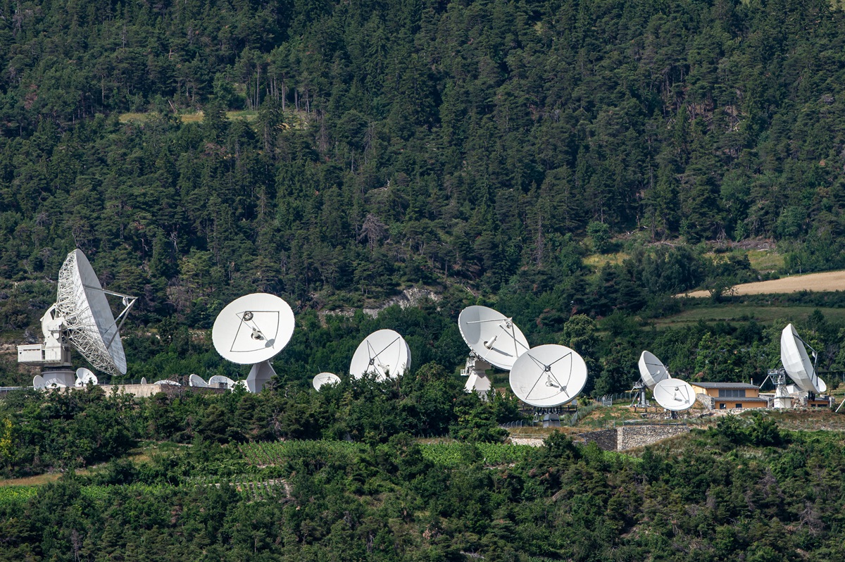 Фото для новини:Польща може залишити Україну без Starlink - ЗМІ