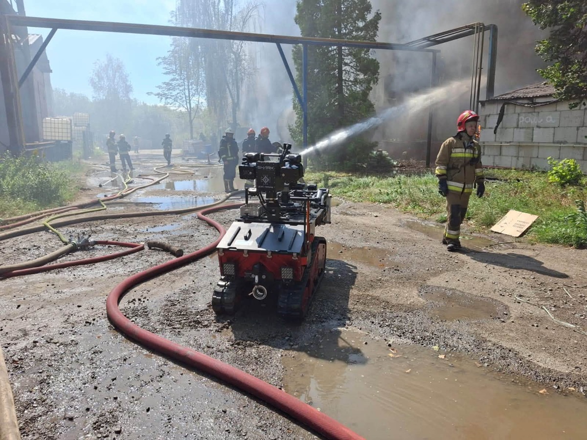 Фото для новини:Пожежа на заводі Іскра у Львові: зросла кількість загиблих