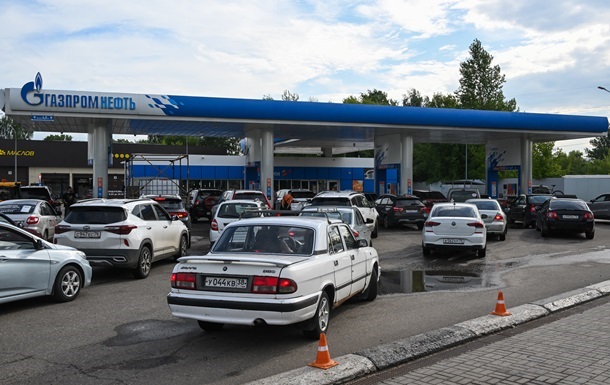 Фото для новини:Росія почала купувати бензин у Туреччини після Індії та Марокко