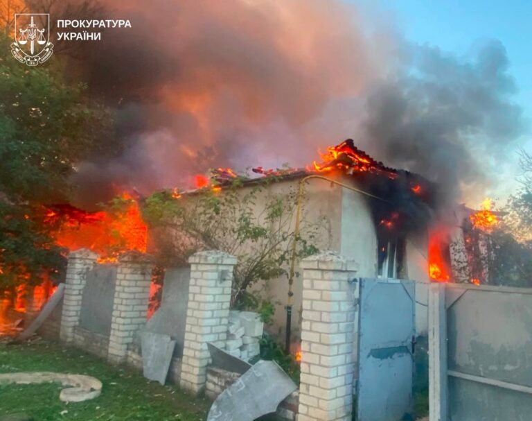 Фото для новини:Росіяни вдарили по селу на Харківщині, п'ятеро постраждалих